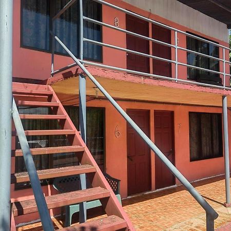 Cabinas El Botecito Muelle Екстер'єр фото